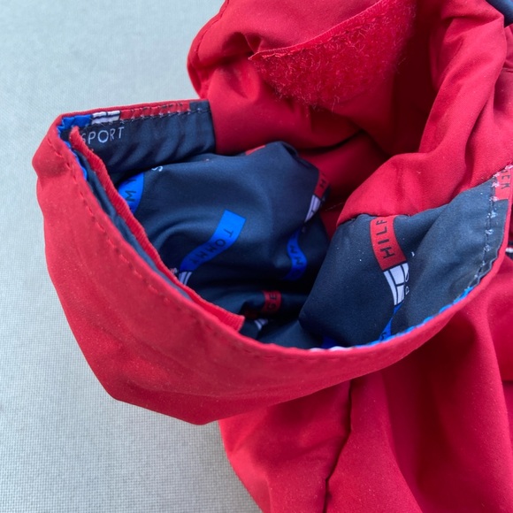 Tommy Hilfiger bag with multiple straps - Picture 6 of 14